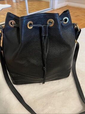 Italian Genuine Leather XL Drawstring Crossbody/Shoulder Bucket Bag